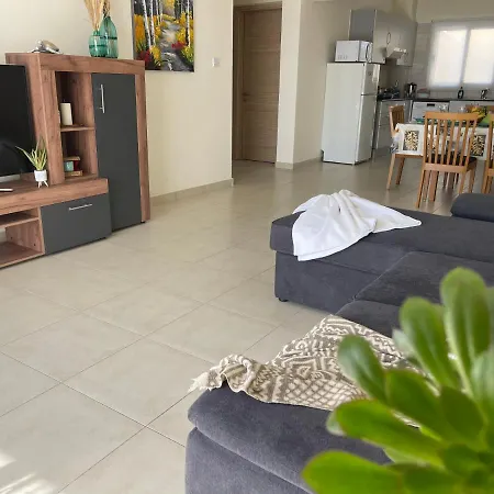 Elena Front Apartmán *